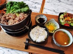 -自由之丘