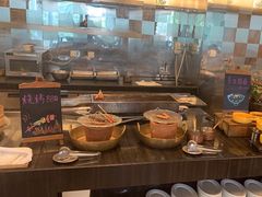 -圣丰索菲特·2 On 988 Café 自助餐厅