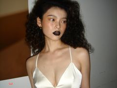 -金夫人化妆摄影职业培训学校