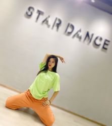 -STAR舞蹈工作室