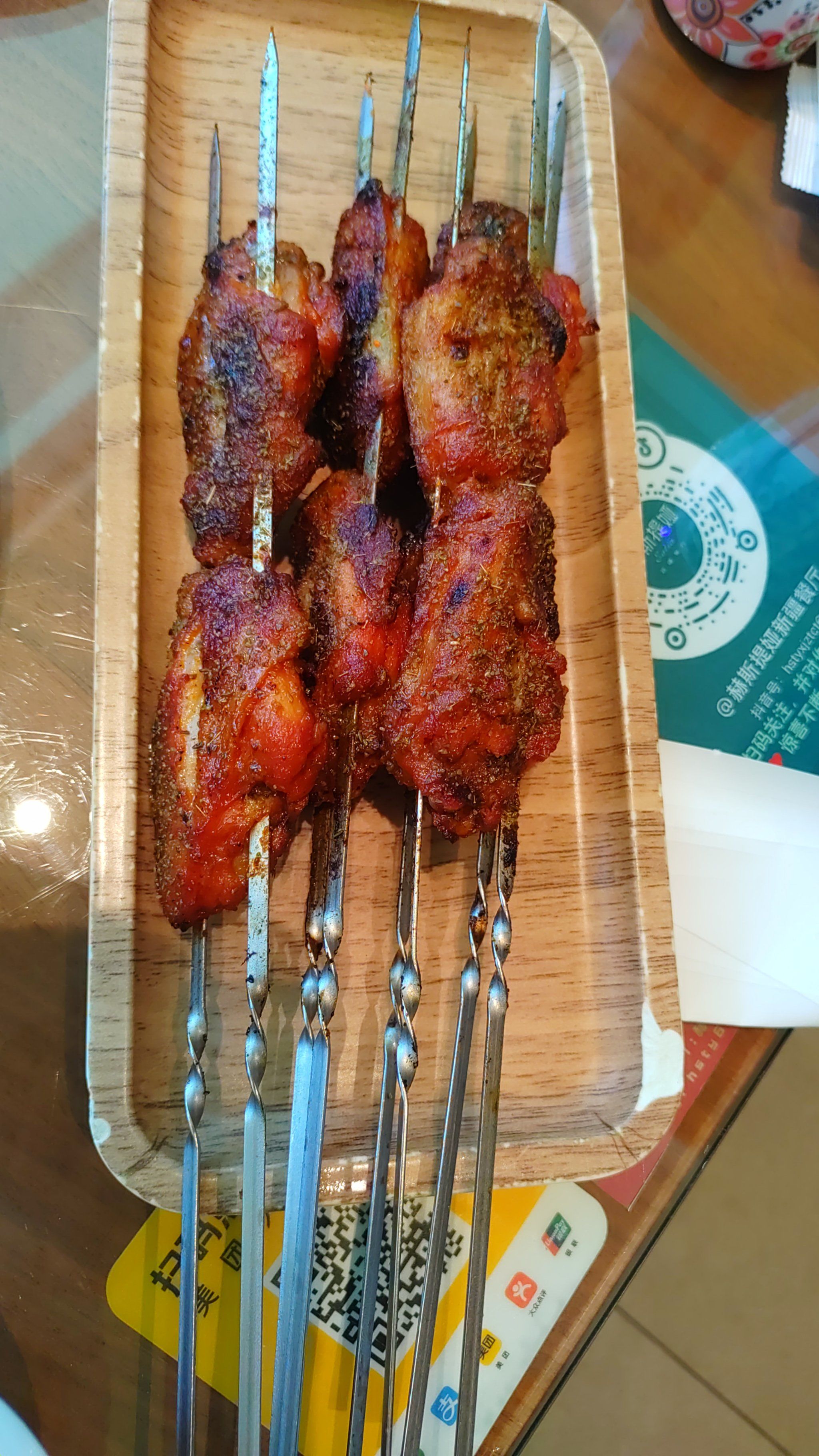 新疆凉皮 特色招牌大盘鸡 馕炒肉 虎皮辣子烧茄子奥尔良烤鸡翅 百香果