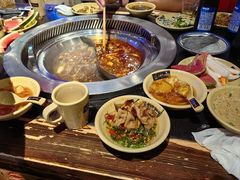 -唇辣号重庆老火锅(燕郊鑫乐汇店)