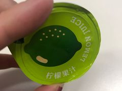 -全家便利店(襄阳南路店)