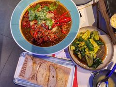 -钳小柒·小龙虾蓝龙王烧烤夜宵(长寿路店)
