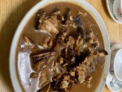 小鸡炖蘑菇-东北特色菜馆(珞喻东路店)