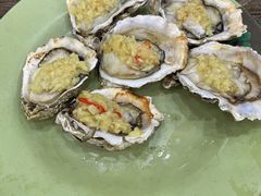 炭烧蒜蓉生蚝-贞姨美食·老字号海鲜大排档