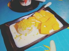 芒果糯米饭-蜜糖甜品铺(朝一村民公寓店)