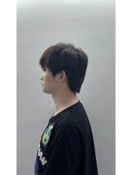 -一家只做男发烫染的店