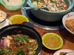 -重庆鸡公煲·青锅花椒鱼(牡丹江路店)