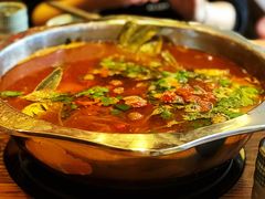 -野山舂·贵州现舂酸汤火锅(鸿通城店)
