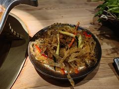 凉拌鱼皮-湊湊火锅·茶憩(杭州湖滨银泰in77店)
