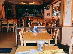 -J Daeng Seafood