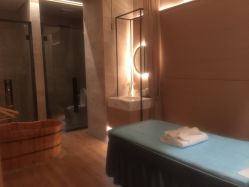 -苑苑vbeauty科技美容SPA