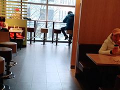 大堂-麦当劳(华宁弘基生活中心店)