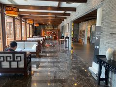 -成都中升之星奔驰4S店