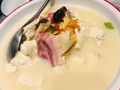 咸肉砂锅北豆腐-悦融·京鲁菜·露台花园(安定门店)