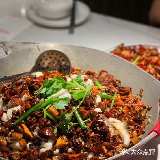 知麻乐·川味小馆·小幸福水煮鱼(西平店)