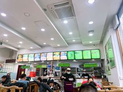 -老回回小吃(百万庄店)
