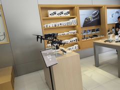 -DJI大疆(深圳华强北曼哈授权体验店)