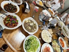 -小小饭店·休闲农庄·安吉松树林里的农家菜
