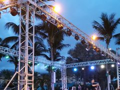 -渔家火锅·海鲜自助餐·演艺(亚龙湾天域酒店)