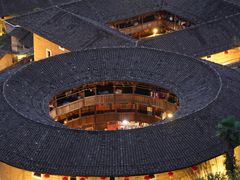 -南靖田螺坑土楼群景区