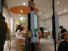 -麦当劳(普陀香溢花城店)