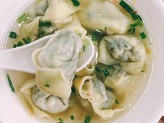 荠菜大馄饨-珊珊小笼馆(仙霞路店)