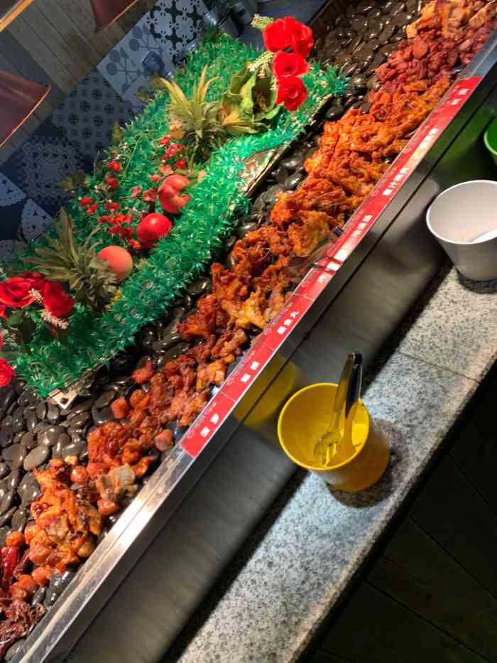 佰烧海鲜烤肉自助锦艺城购物中心b区店
