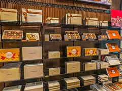 -Laderach 莱德拉(上海环贸iapm店)