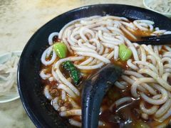 -丽虹云南过桥米线(兴工街店)