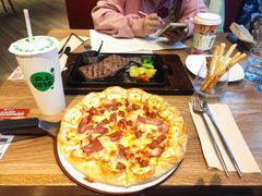 -必胜客(新中纬店)