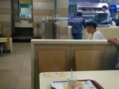 -华莱士·全鸡汉堡(海口政法学院店)