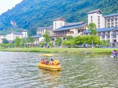 -宝晶宫旅游景区