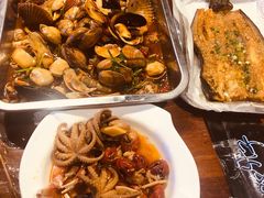 -马路牙子地桌烤肉(工体店)