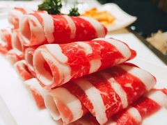 精品肥牛-洪氏嗨捞·猪肚鸡火锅(阳光天地店)