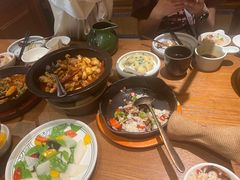 -云海肴·汽锅鸡·云南菜(天山百盛优客店)