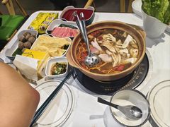 -菌小白火锅(时尚天河店)