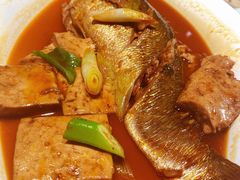 -小船渔村•大连菜•大连焖鱼(黄河路店)