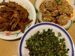 -鑫小城故事·藕汤·家常菜(台北一路总店)