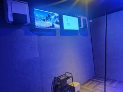 -VR 间客漫·PS电玩·虚拟现实包间游戏电竞(街道口店)