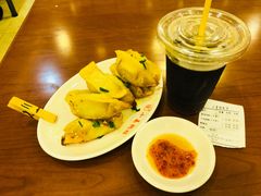 -小姜锅贴(凤凰街店)