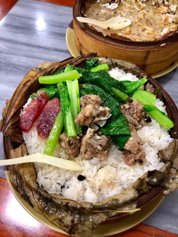 笼马蒸神饭店"想吃黑椒牛肉蒸饭没有,想吃脆肉皖蒸饭没有.