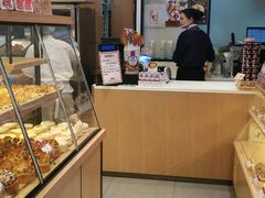 面包甜点陈列柜-山崎面包(苏州中心店)