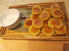 -闯关东东北农家菜(崂山石老人店)