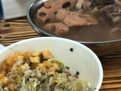 -燕子煨汤(山海关路店)