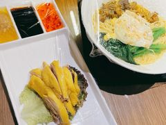 -上海滴水湖皇冠假日酒店
