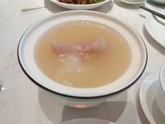 黄豆炖猪蹄汤-上海宝华喜来登酒店·采悦轩中餐厅