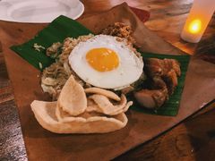 印尼式炒飯-Naughty Nuri’s Phuket