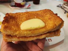 牛油多士-香港新发烧腊茶餐厅(万象店)